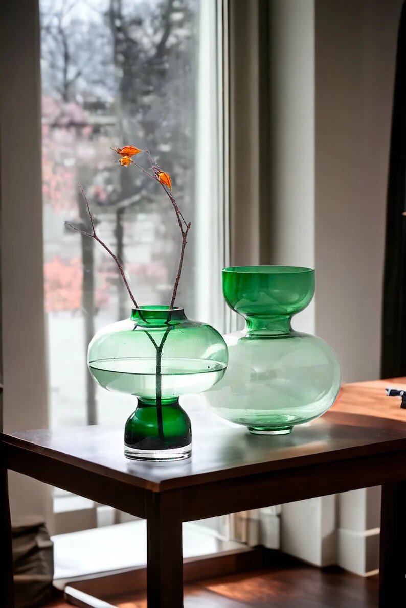 Blown Glass Art Deco Vase - Les Trois Pyramides