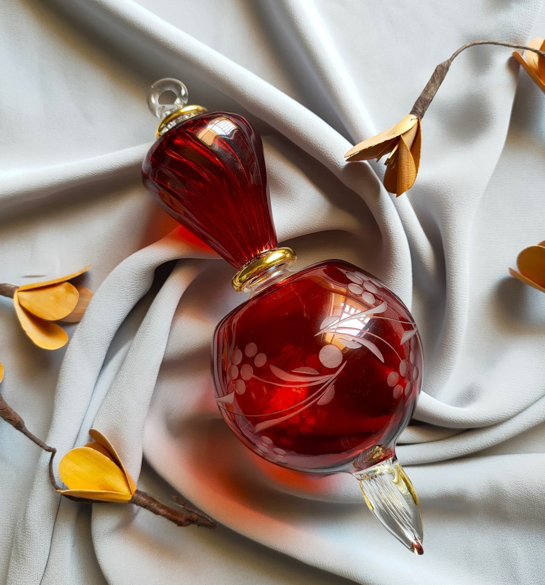 Egyptian Phoenix Tree Topper - Les Trois PyramideEgyptian Phoenix Tree Topper - Les Trois Pyramides