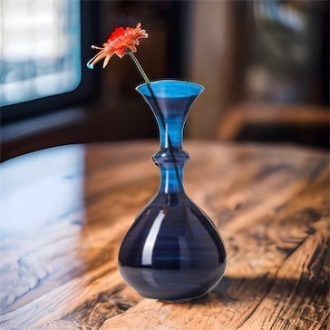 Hand-Blown Deep Blue Glass Vase โ Elegant Decorative Centerpiece for Modern Home Dรฉcor