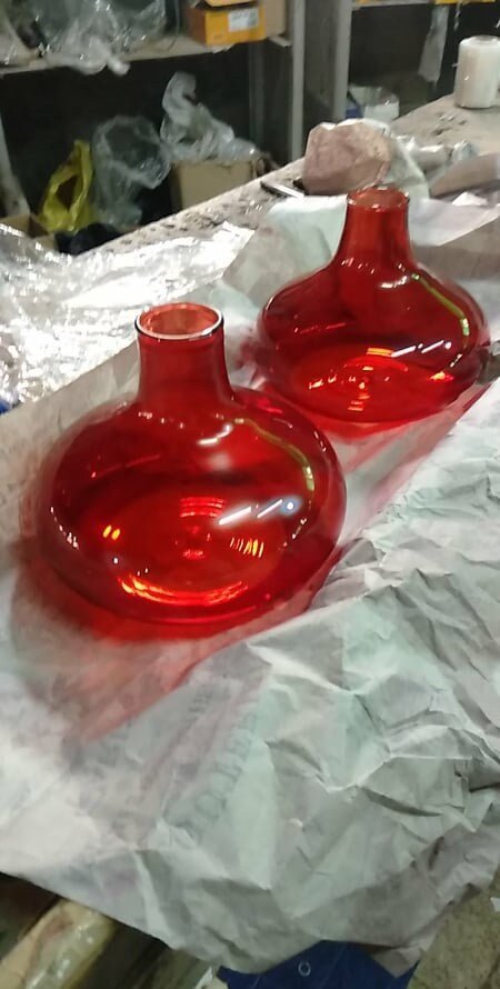 Handmade Concave Circle Red Hued Table Lamp - Les Trois Pyramides