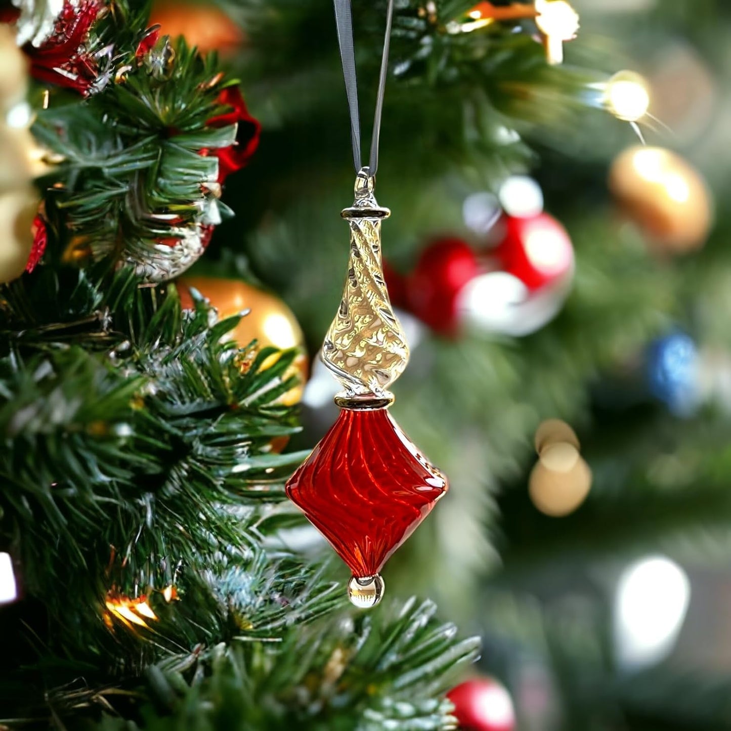 Egyptian Unique Christmas Tree Hand-Blown "Red" - Les Trois Pyramides