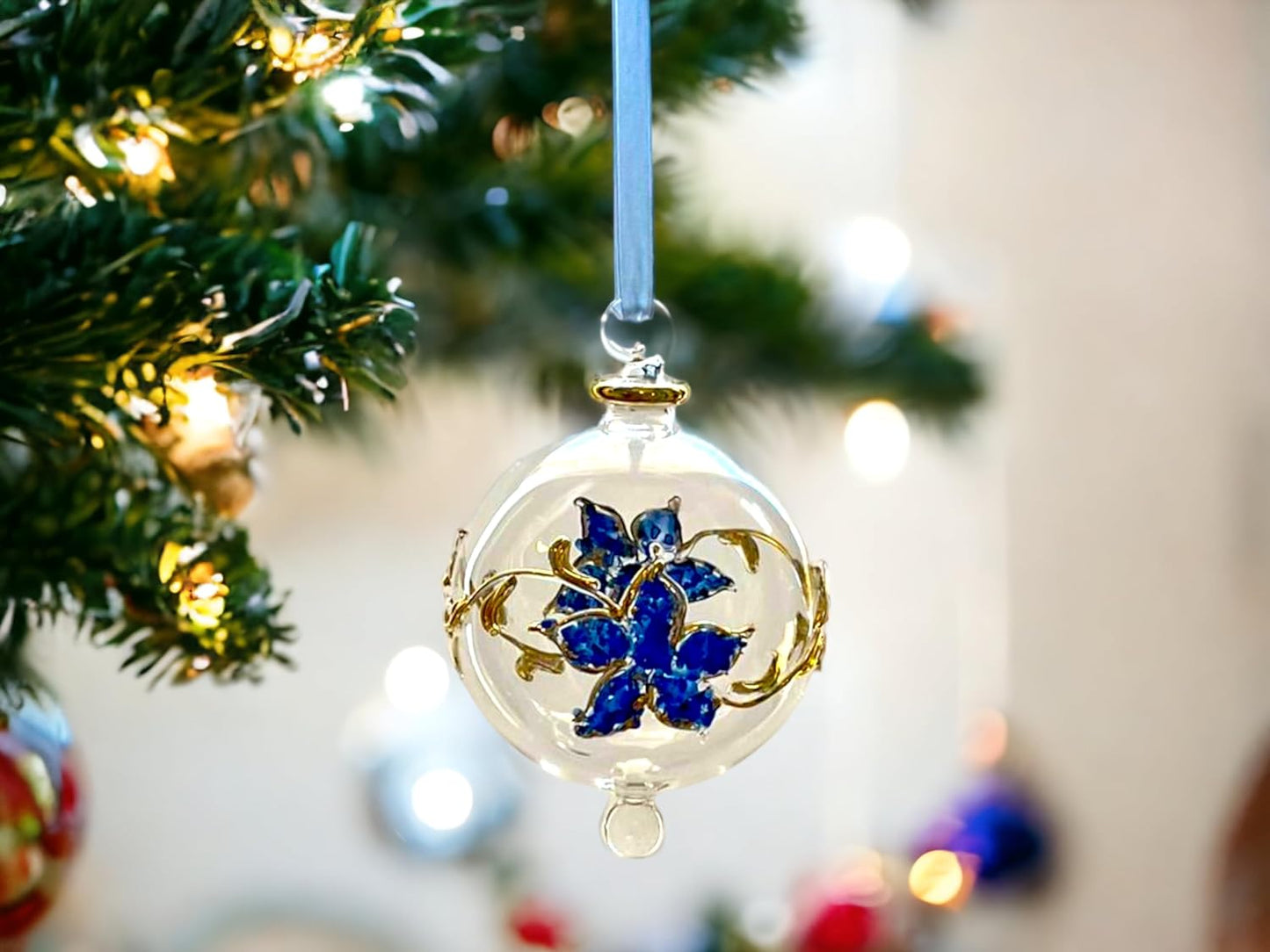 Hand-Blown Glass Christmas Ornament for Xmas Decorations - Les Trois Pyramides