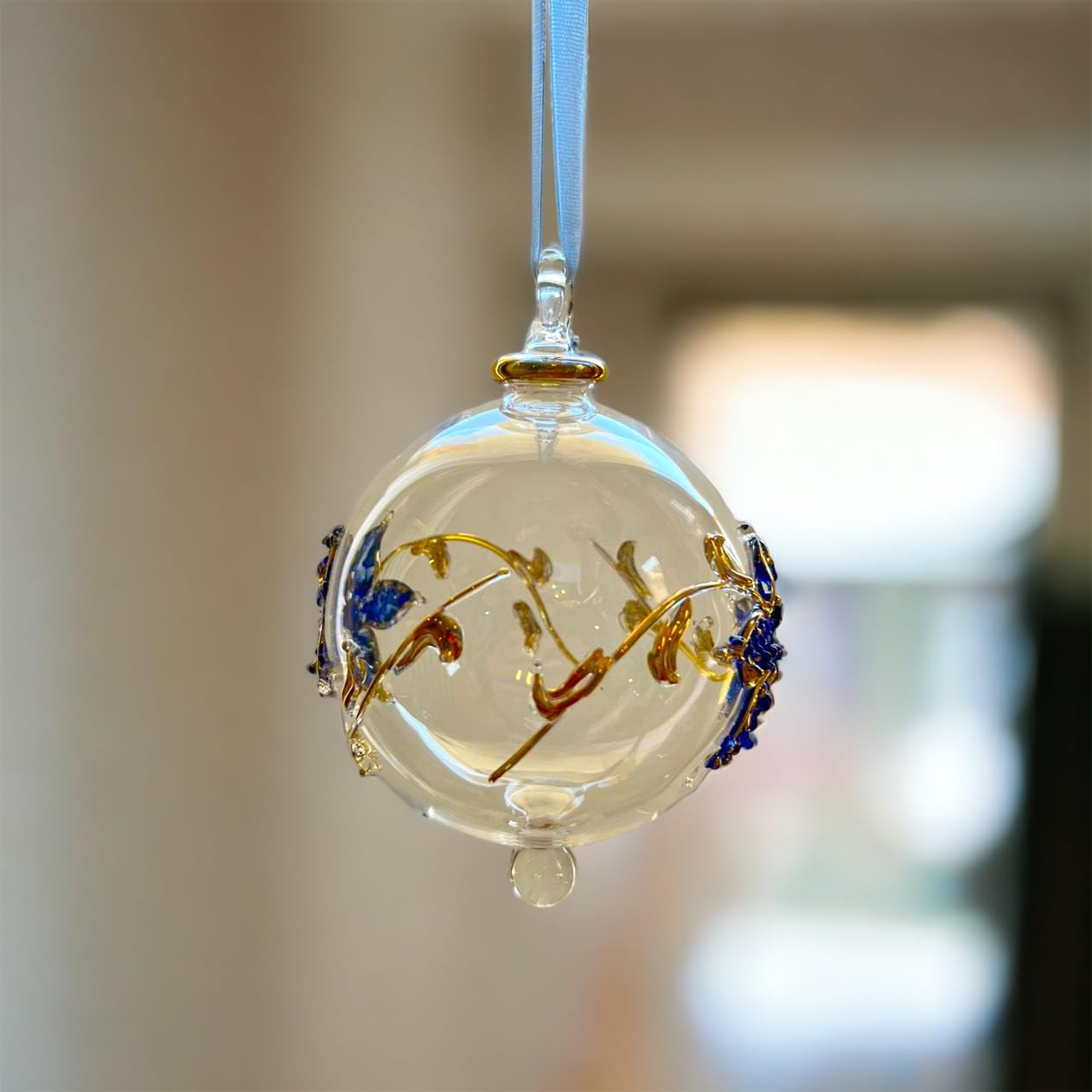 Hand-Blown Glass Christmas Ornament for Xmas Decorations - Les Trois Pyramides