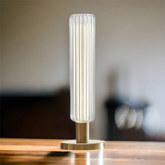 Modern Ribbed Glass Table Lamp – Minimalist Home Décor | Les Trois Pyramides