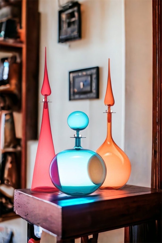 Personalized Set of Three Classic Decanter Bottles with Stopper - Handmade Blown Glass Bottle - Made with Love - Handmade Gift - Decanters | Les Trois Pyramides