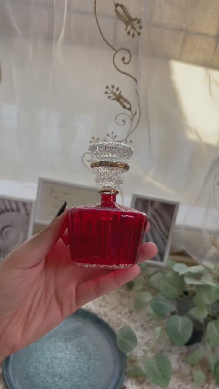Red Ribbed Blown Glass perfume Bottle with 14K Gold | Les Trois Pyramides