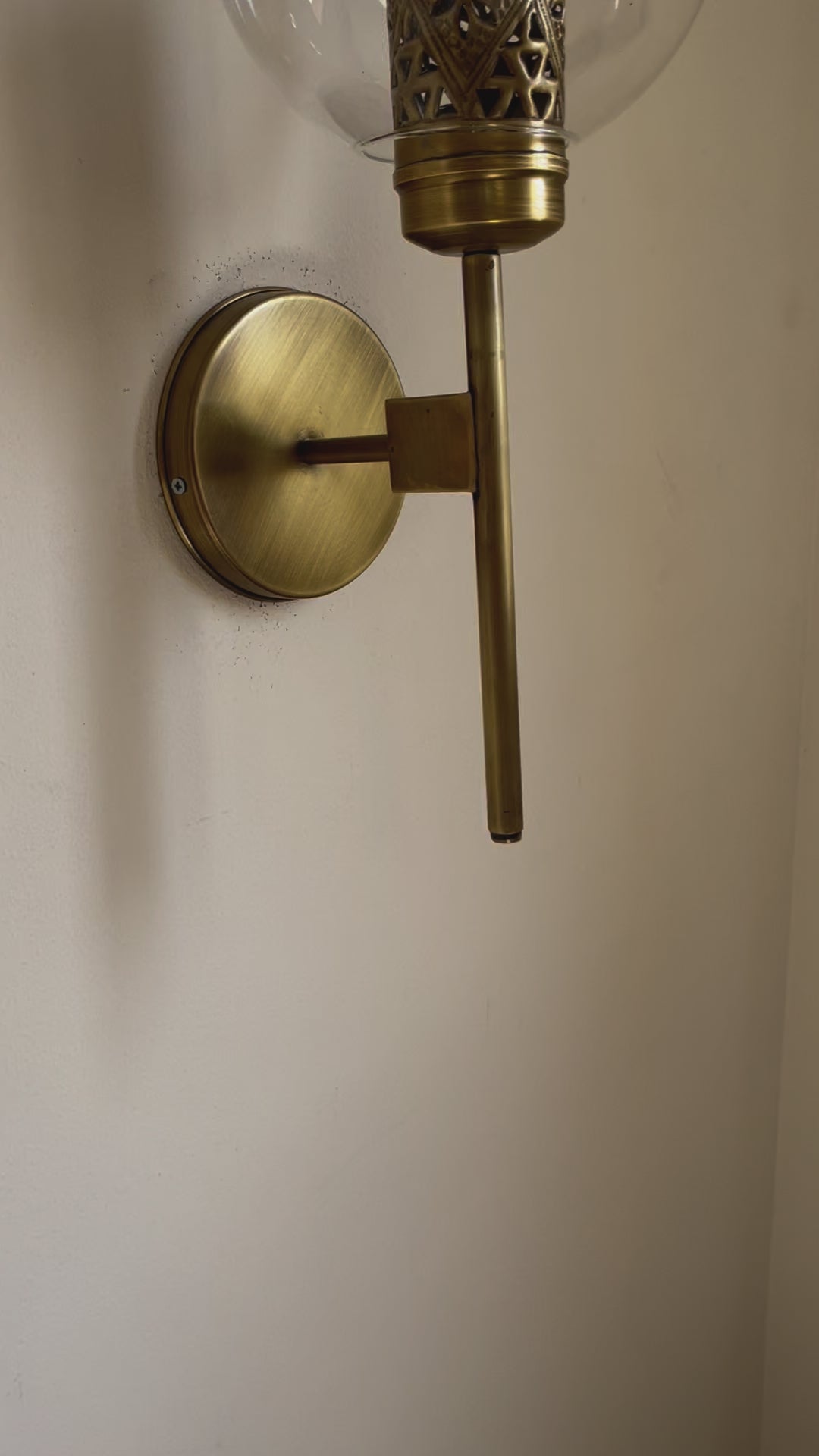 Modern Brass Applique Blown Glass wall light | Les Trois Pyramides