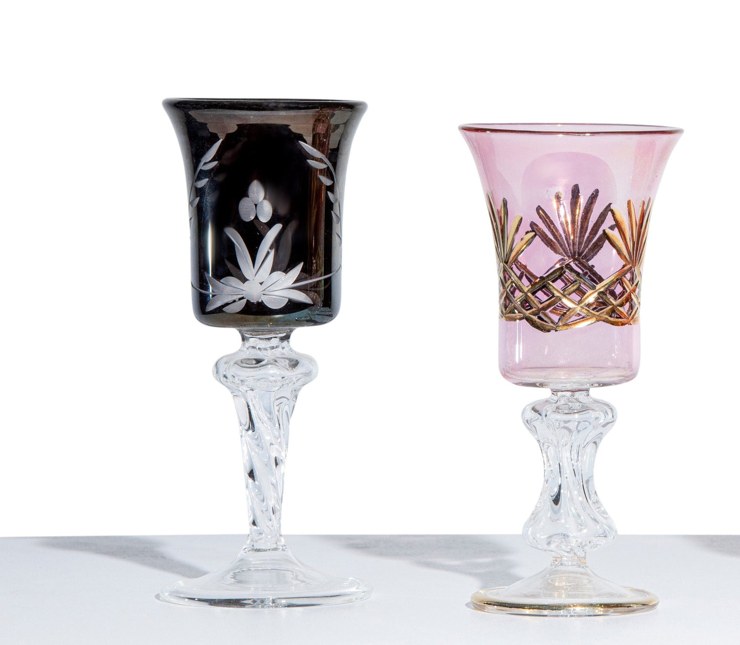 Set of 4 Unique Handmade Goblets Blown Glass Drinking Glasses Emboss with 14 K Gold - Les Trois Pyramides