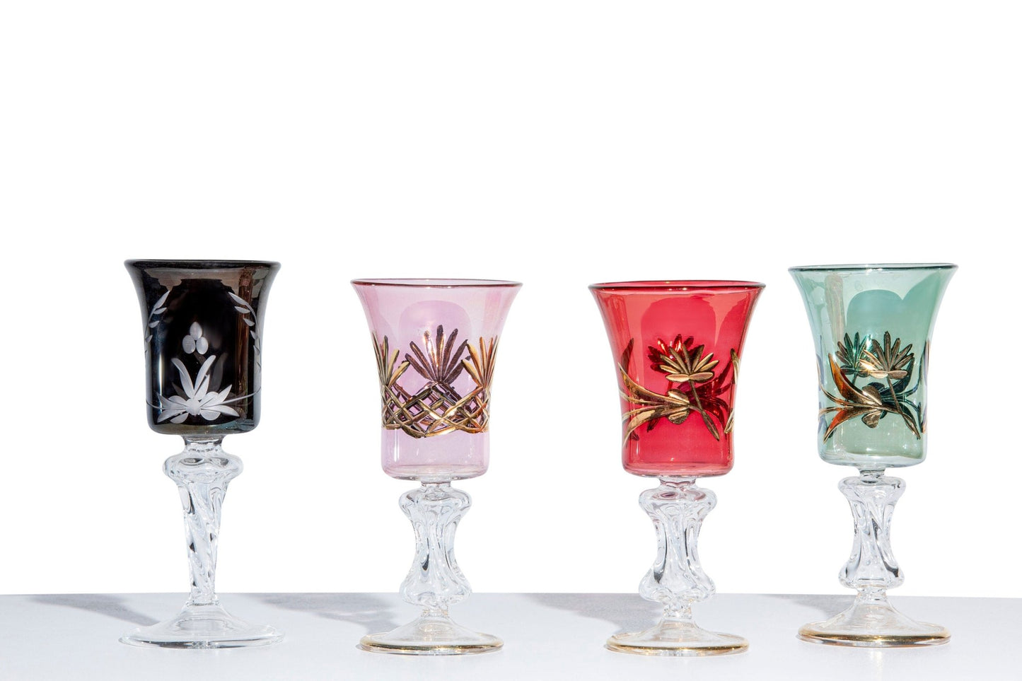 Set of 4 Unique Handmade Goblets Blown Glass Drinking Glasses Emboss with 14 K Gold - Les Trois Pyramides