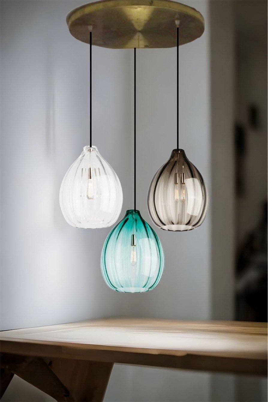 Set of Three Blown Glass Light Pendants for Living Room Decor - Les Trois Pyramides