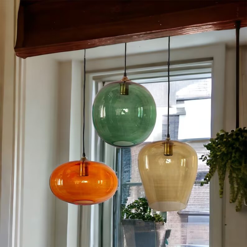 Set of three blown glass light pendants for office decor - Les Trois Pyramides