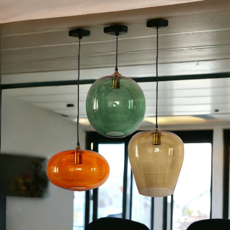 Set of three blown glass light pendants for office decor - Les Trois Pyramides