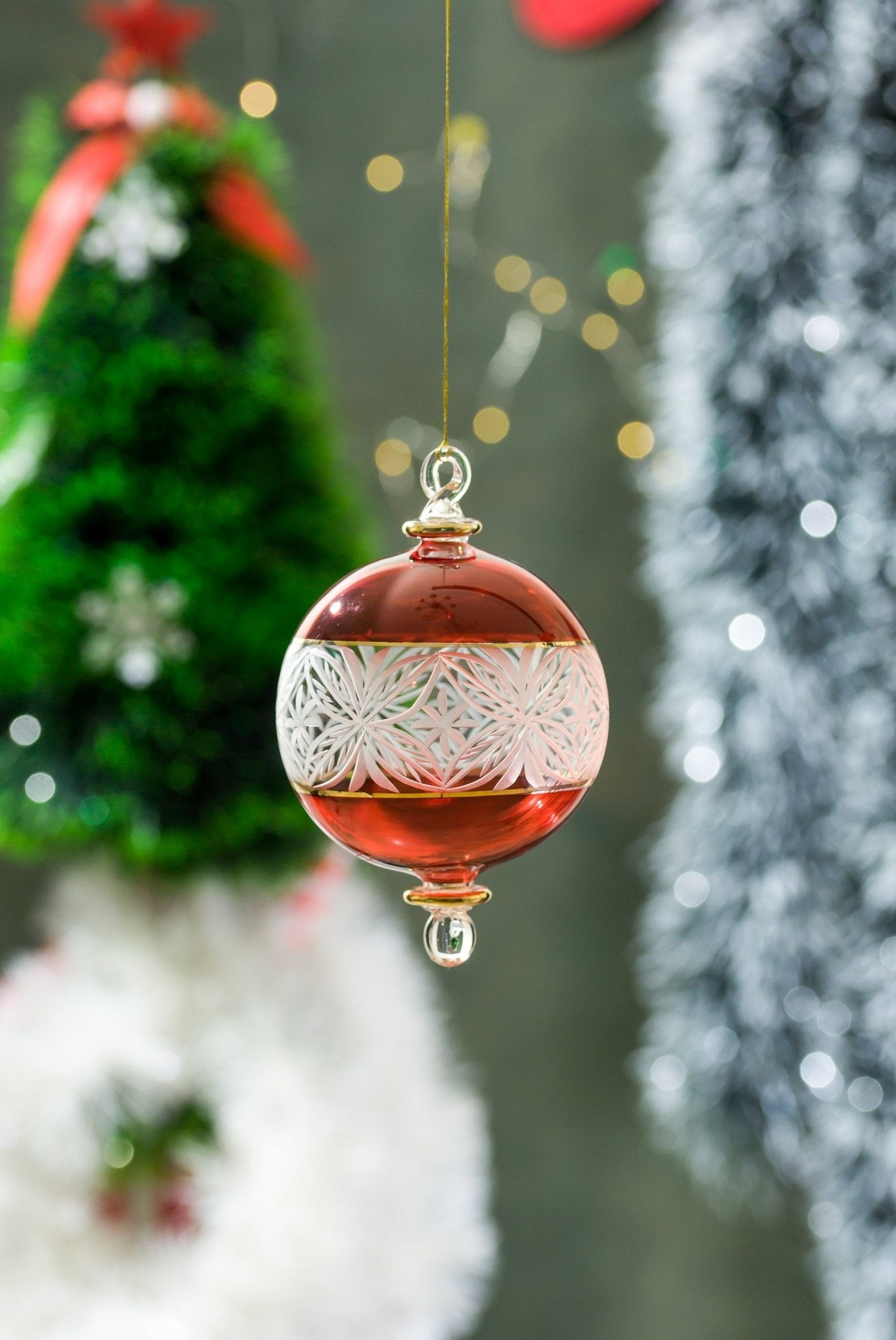 Set of Three Large Glass Tree Topper Ball Ornaments for Christmas Tree Decorations - Les Trois Pyramides