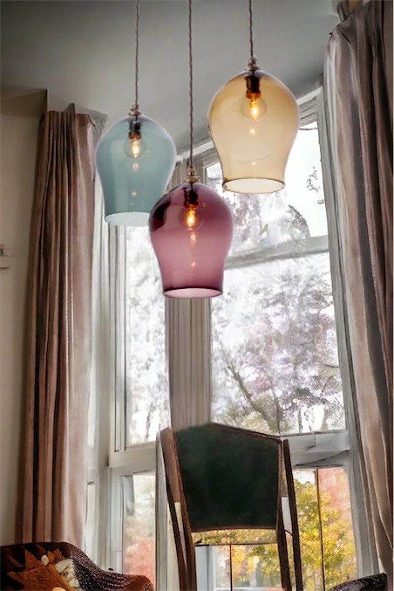Set of Three Modern Pendants Light Plus Ceiling Bar - Les Trois Pyramides