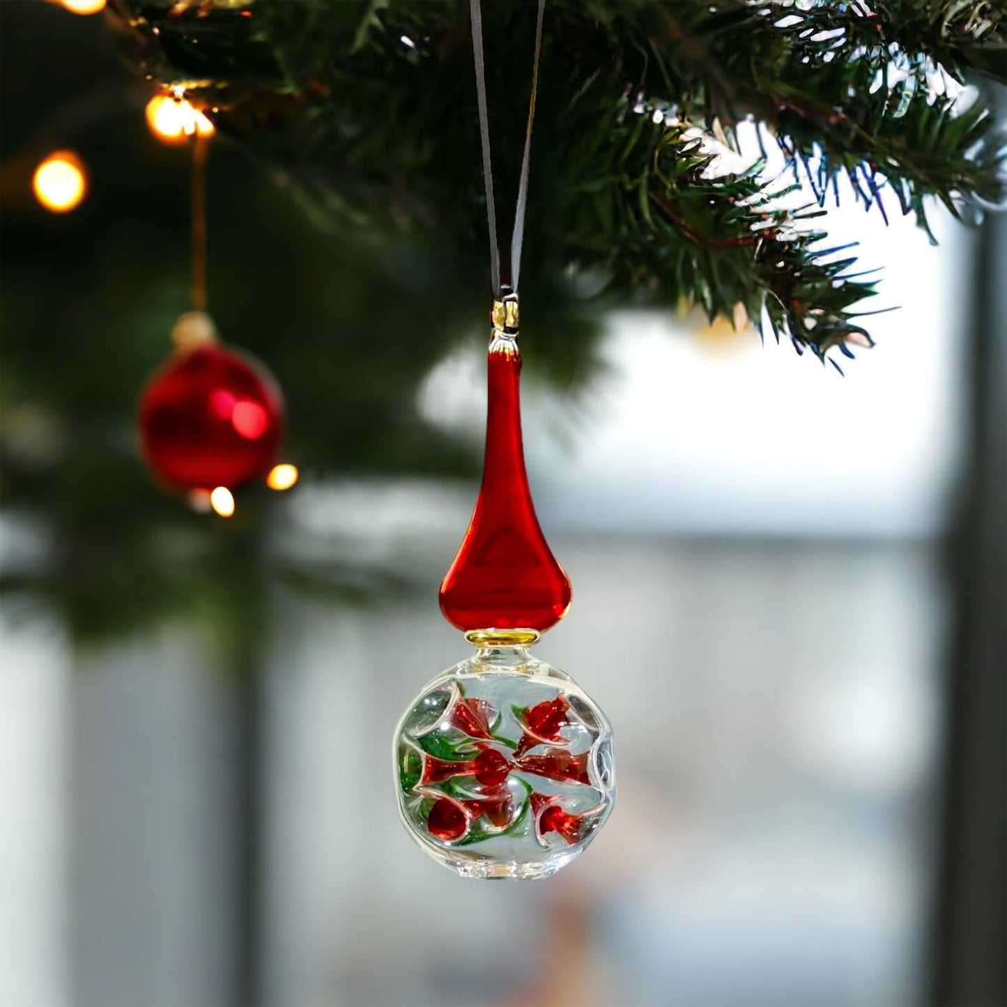 Double Layer Red Hand-Blown Glass Christmas Ornament for Xmas Decorations - Les Trois PyramideDouble Layer Red Hand-Blown Glass Christmas Ornament for Xmas Decorations - Les Trois Pyramides