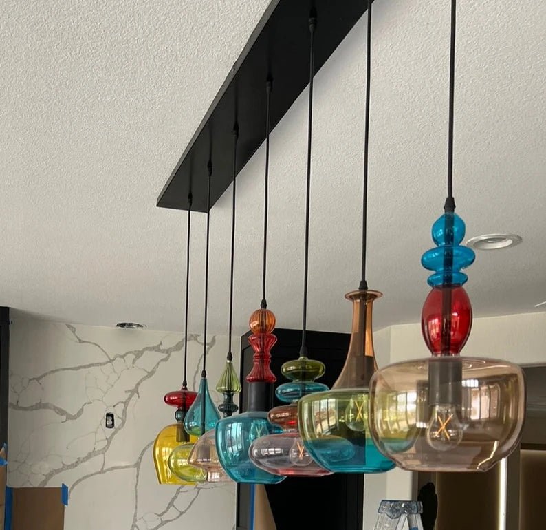 Set of 7 light pendants with ceiling bar - Chandelier lighting Modern decor | Les Trois Pyramides