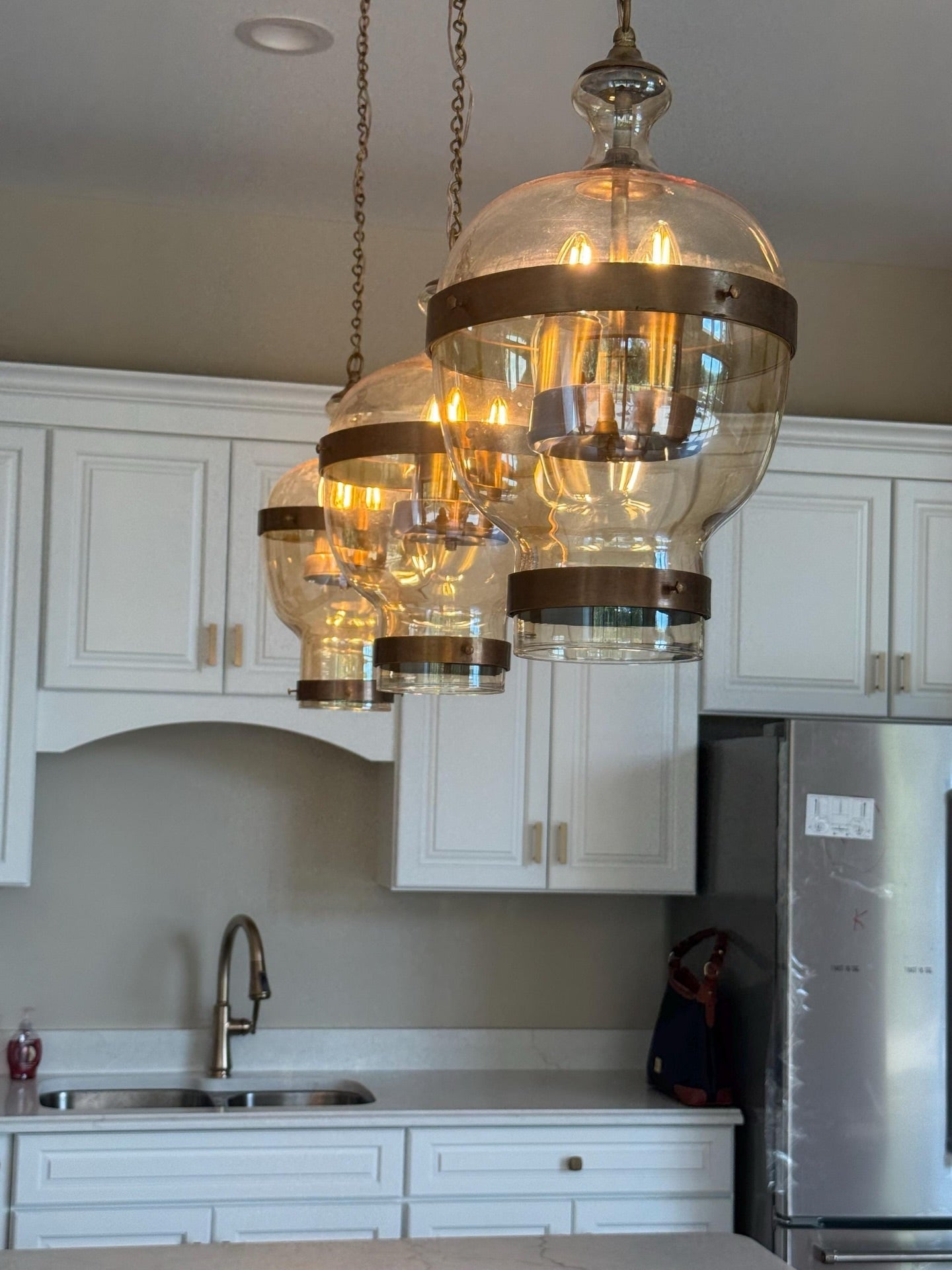 Amber vessel pendant Light