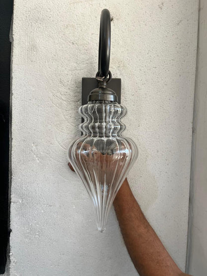 Blown Glass Wall Sconce with Antique Brass – Handmade Hallway Wall Light| Les Trois Pyramides 
