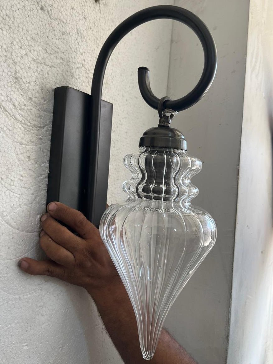 Blown Glass Wall Sconce with Antique Brass – Handmade Hallway Wall Light| Les Trois Pyramides 