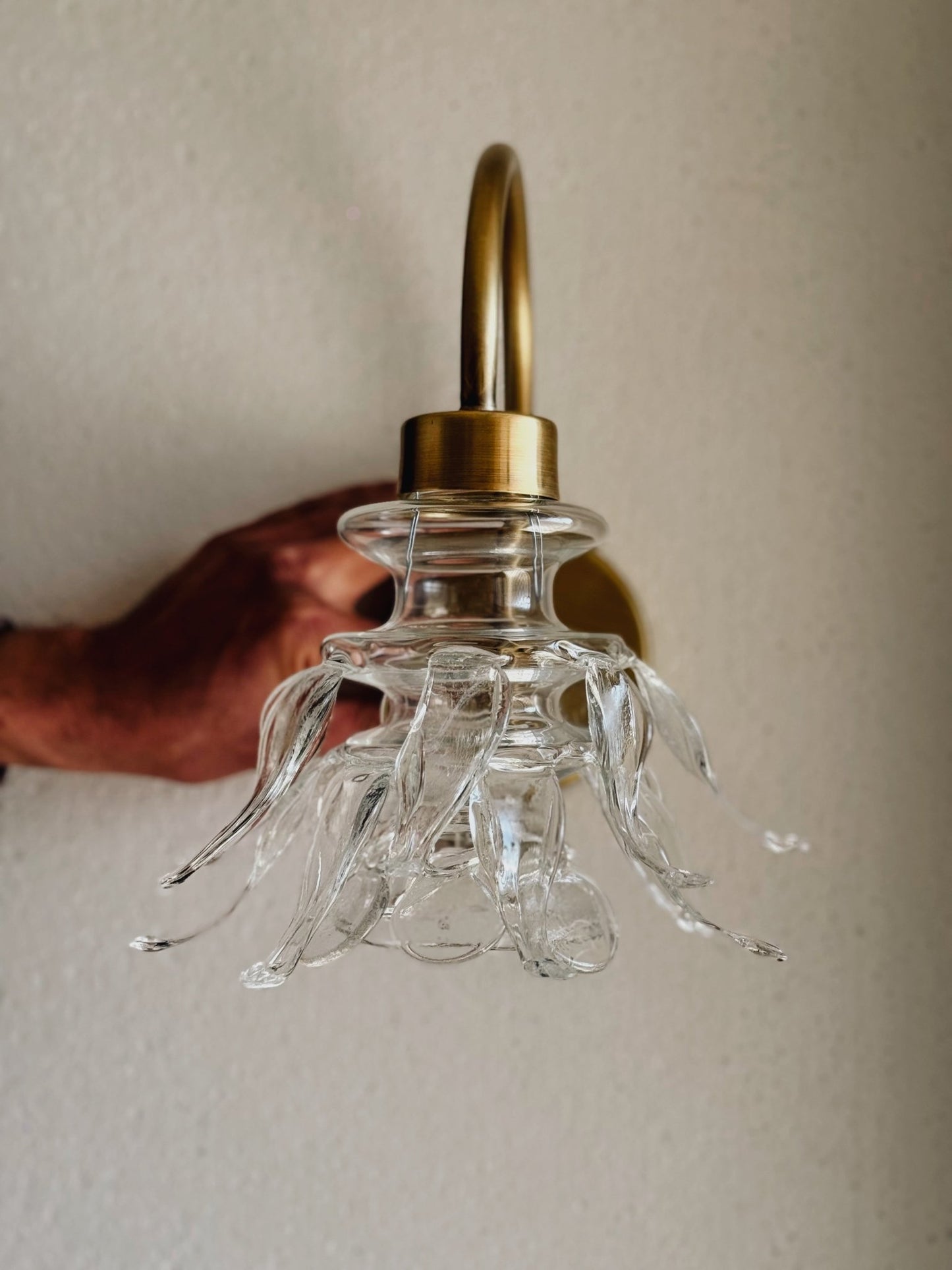 clear-glass-upside-down-bloom-shade-detail