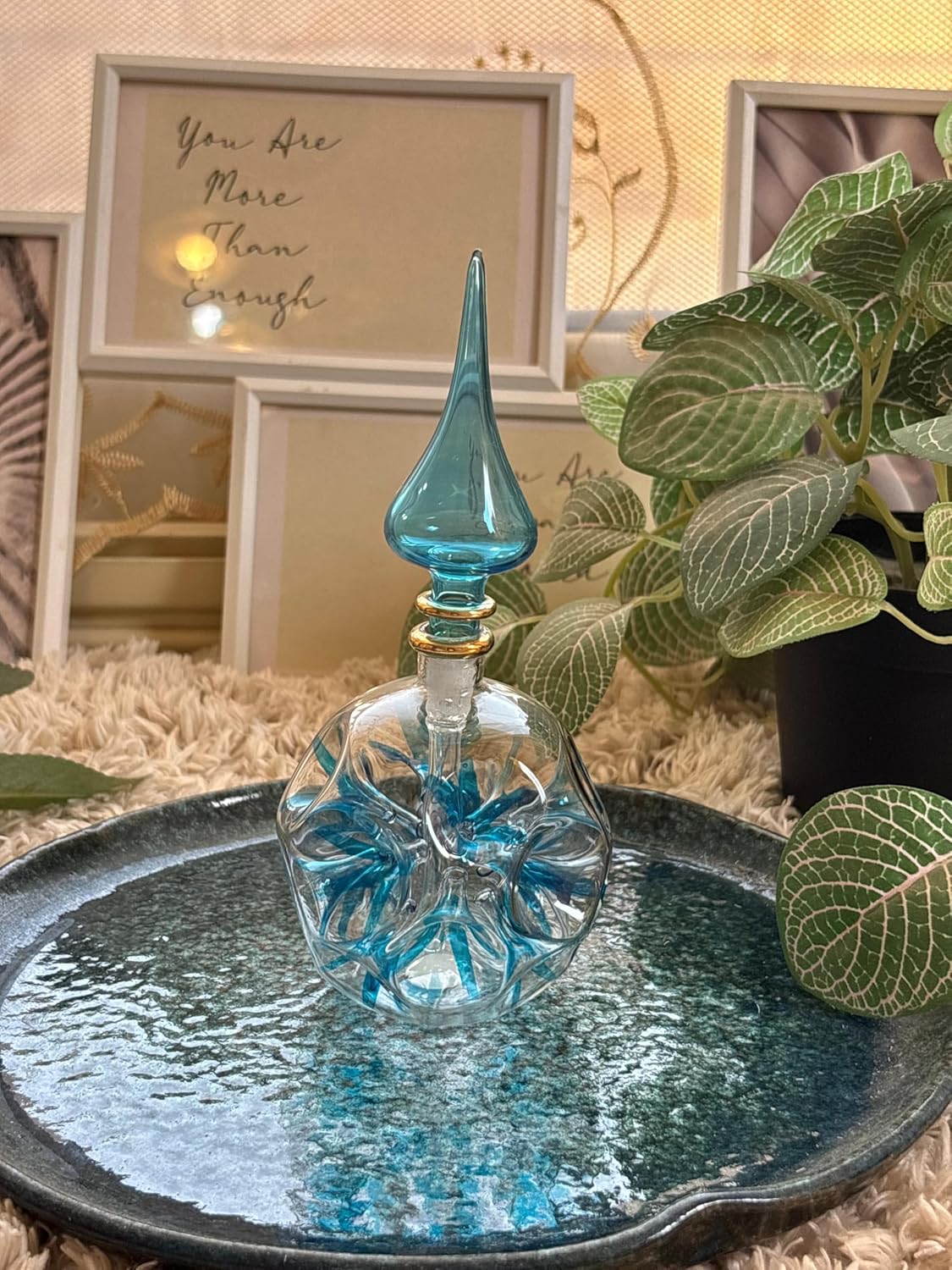 Glass layer Turquoise perfume Bottle in 14 K Gold | Les Trois Pyramides