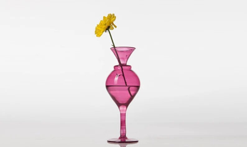 Elegant Hand-Blown Pink Glass Bud Vase for Flower Display