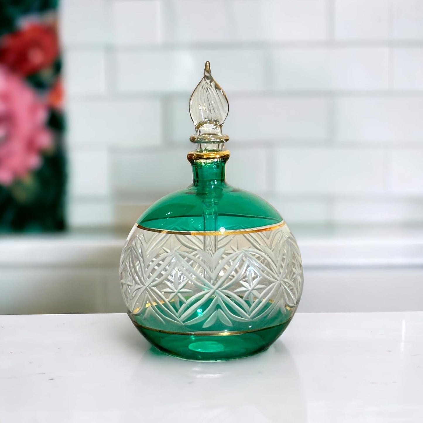 Green Engraved Perfume Bottle with 14K Gold | Les Trois Pyramides