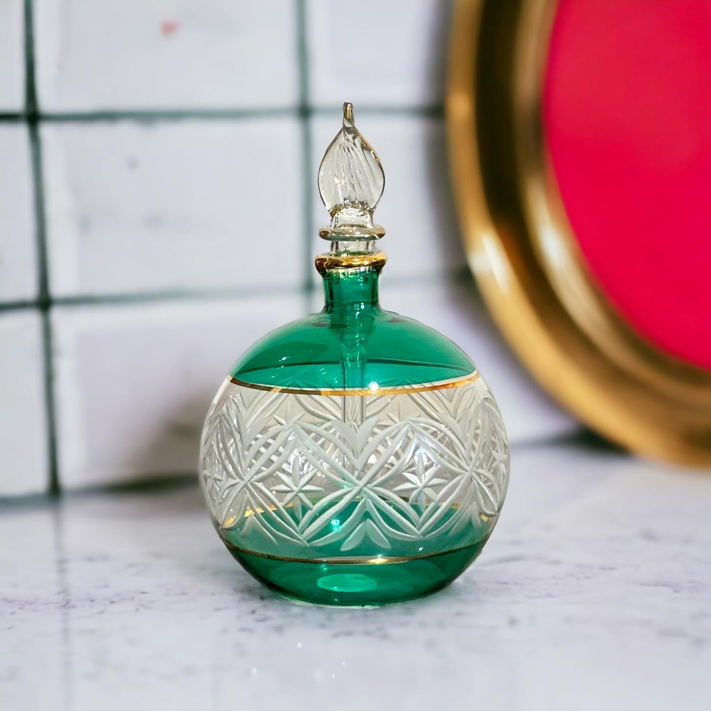 Green Engraved Perfume Bottle with 14K Gold | Les Trois Pyramides