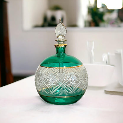 Green Engraved Perfume Bottle with 14K Gold | Les Trois Pyramides