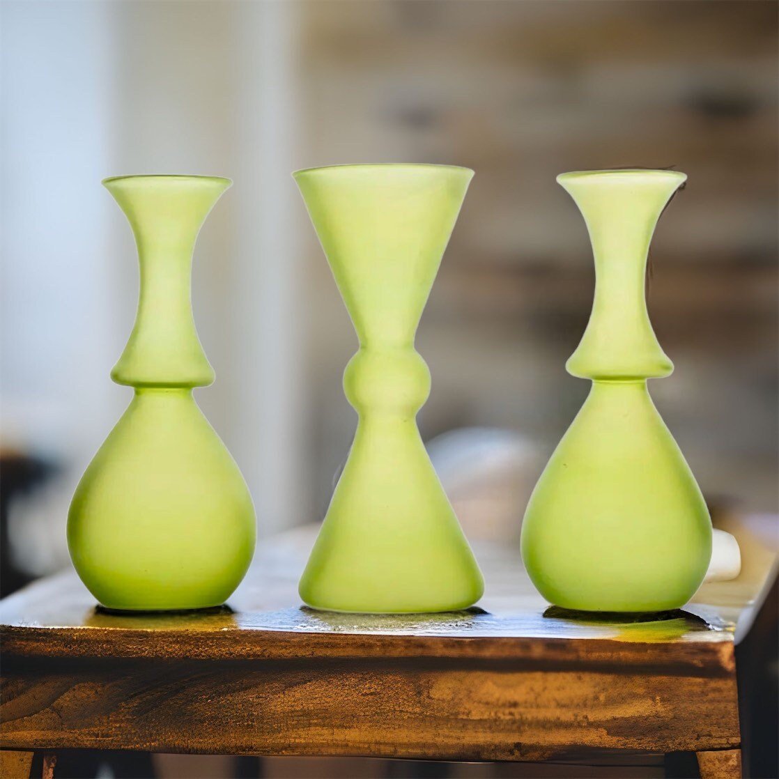 Set of three green Frosted Glass Mini Vases - Les Trois Pyramides