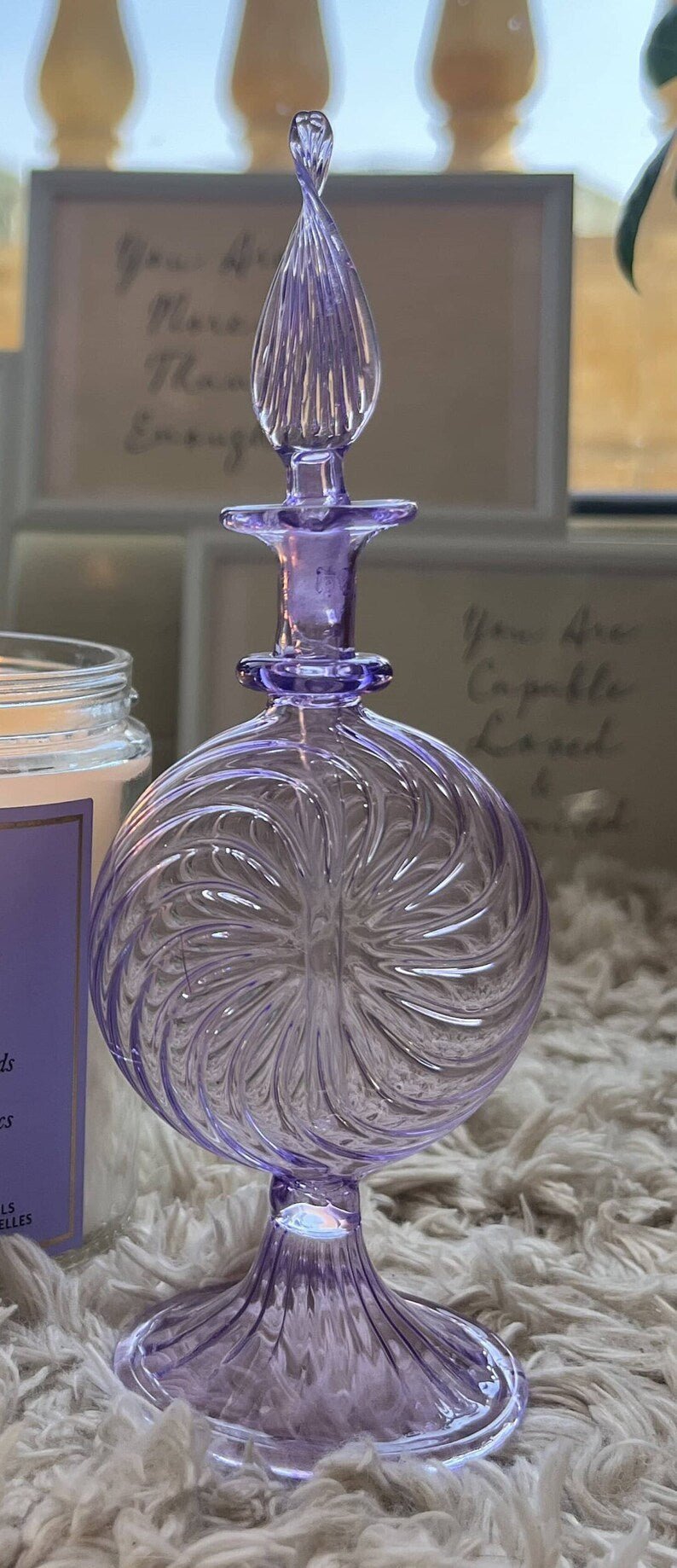 Hand-Blown Lavender Glass Perfume Bottle – Elegant Swirled Design with Vintage Charm | Les Trois Pyramides 