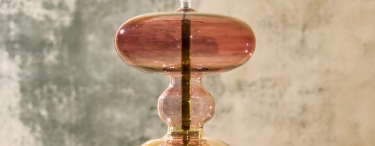  Handcrafted Amber and Rose Glass Pendant Light – Unique Retro-Inspired Ceiling Fixture for Home Lighting | Les Trois Pyramides