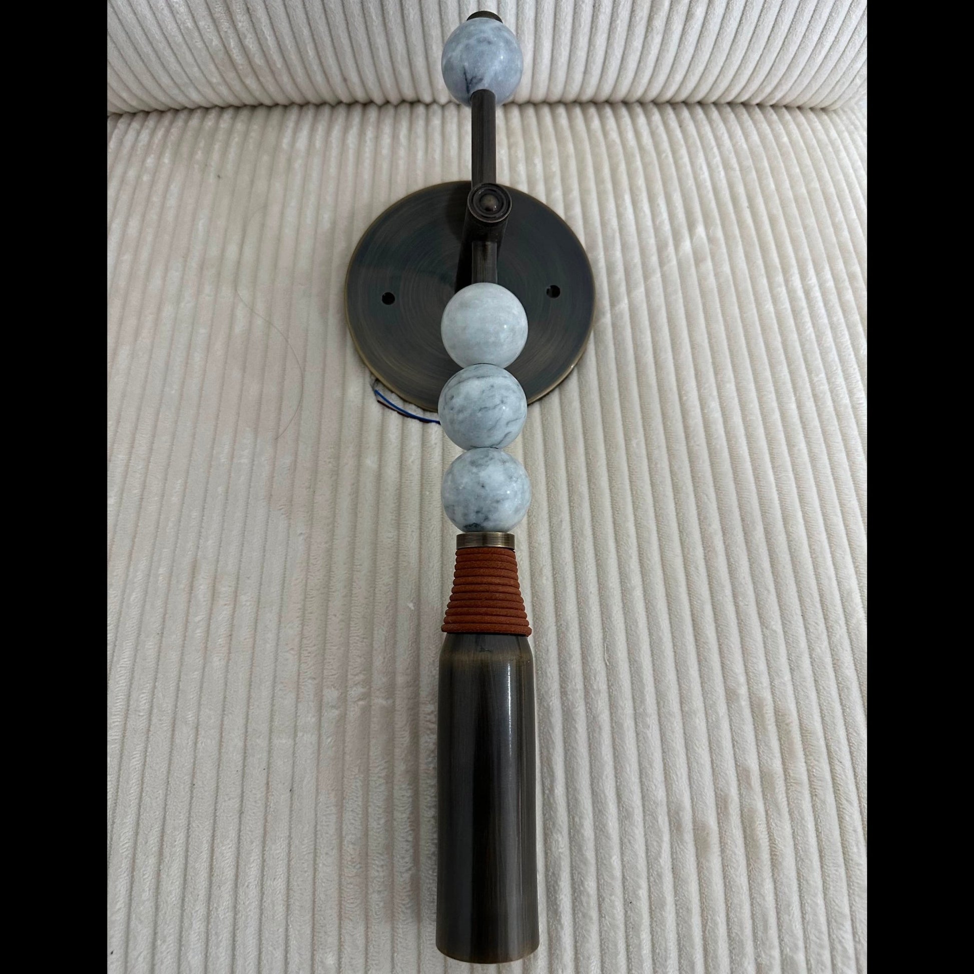 Marble Wall Sconce in Antique Brass - Bedside stone Wall Lamp - Les Trois Pyramides
