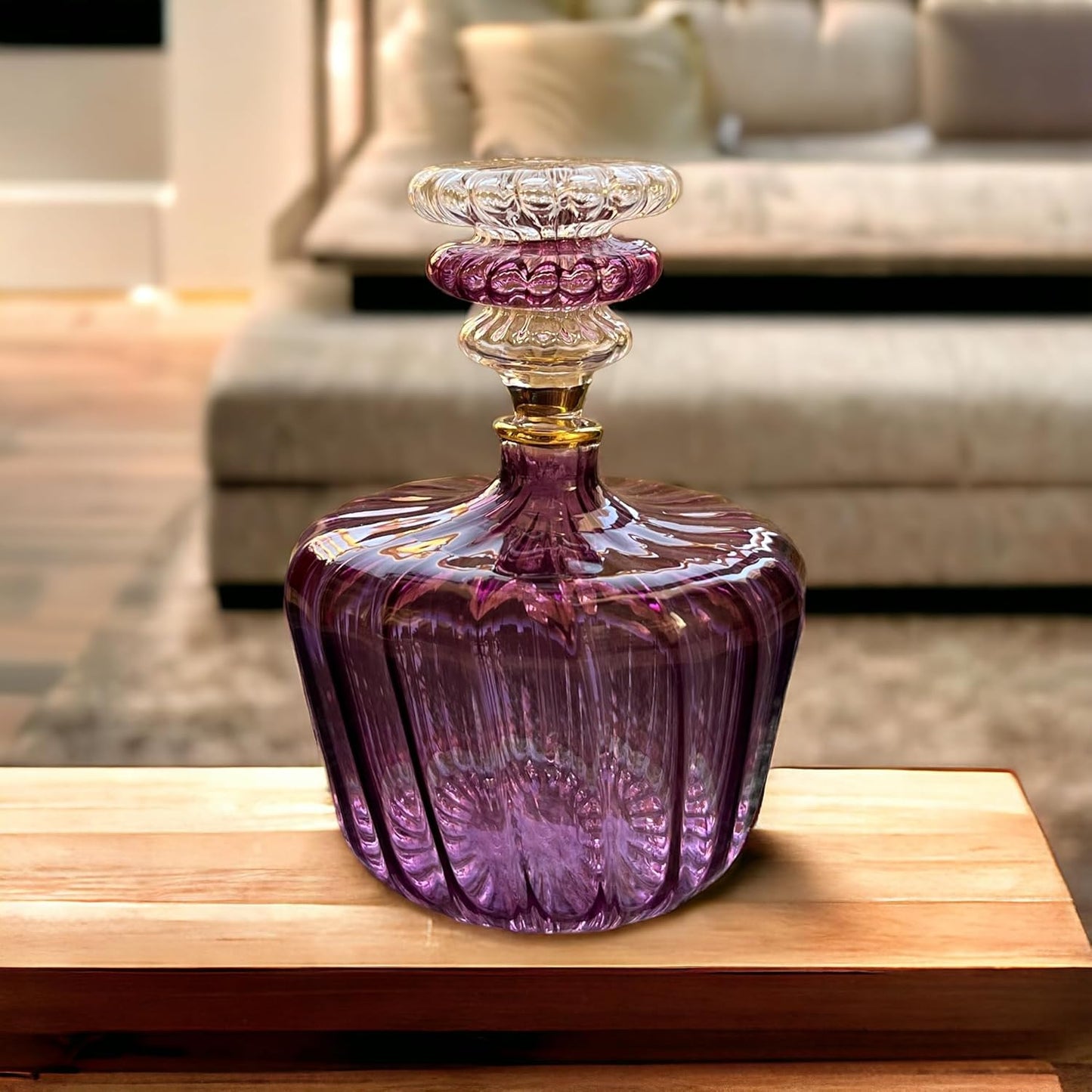 Violet Perfume Bottle with 14K Gold | Les Trois Pyramides