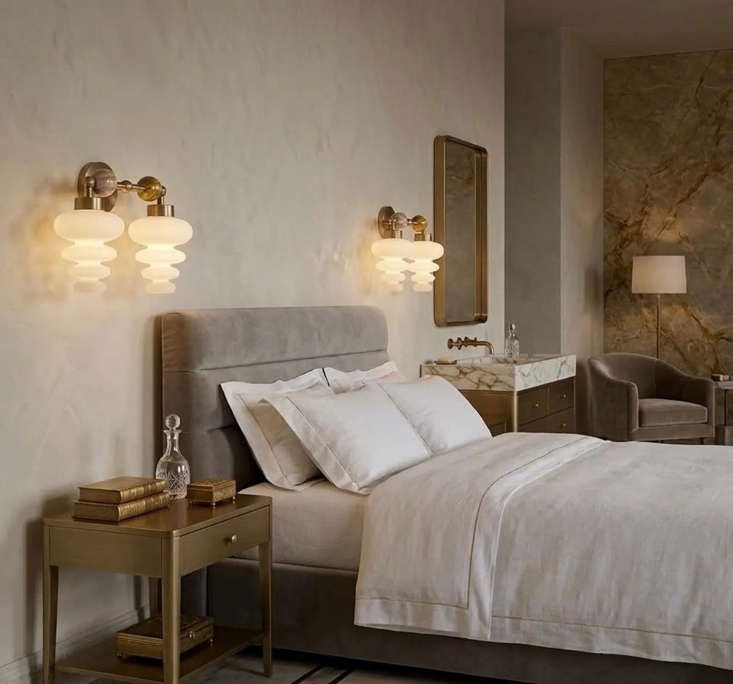 Modern Brass Wall Sconce with Marble & Frosted Glass – Horizontal Wall Light | Les Trois Pyramides