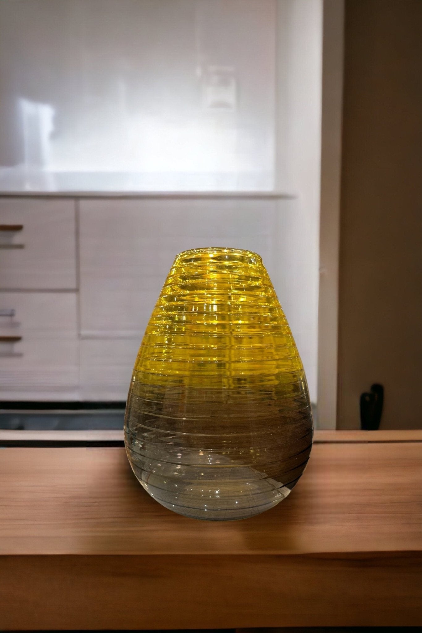 Modern Glass vase with Grading yellow and black colors | Les Trois Pyramides