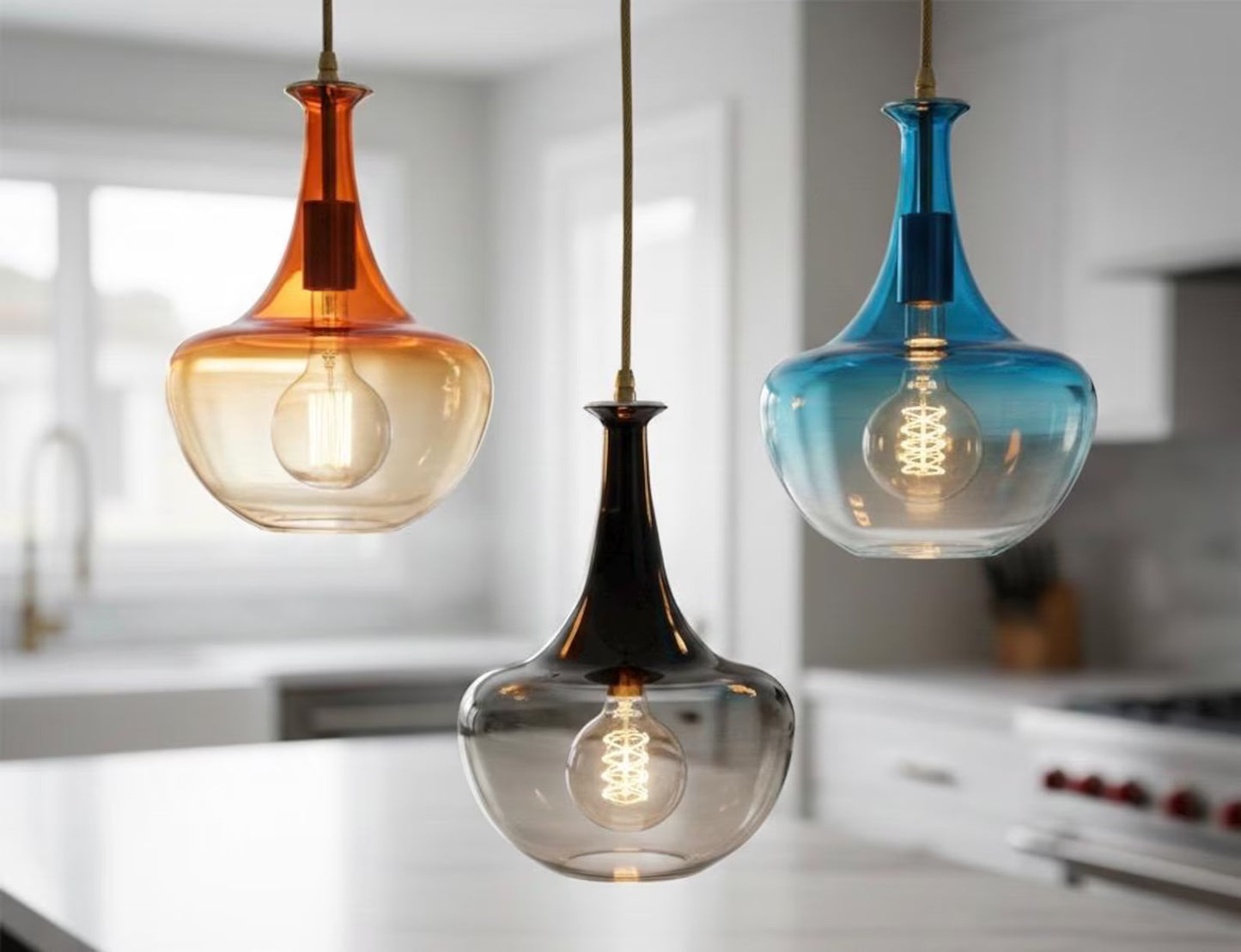 Set of 3 Multicolored Hand blown glass pendant | Les Trois Pyramides.