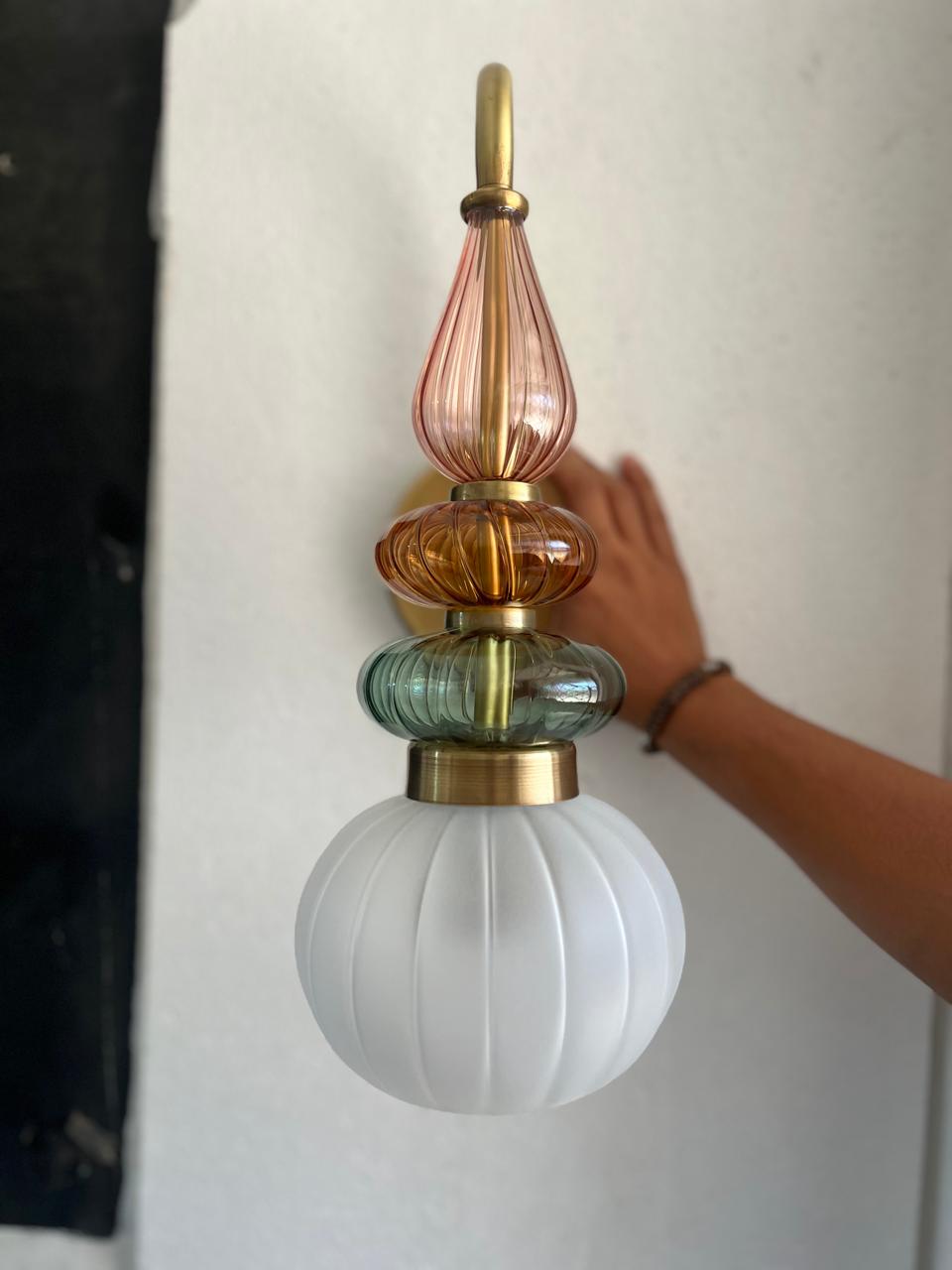 Murano Style Ribbed Glass Wall Sconce with Brass – Modern Wall Light