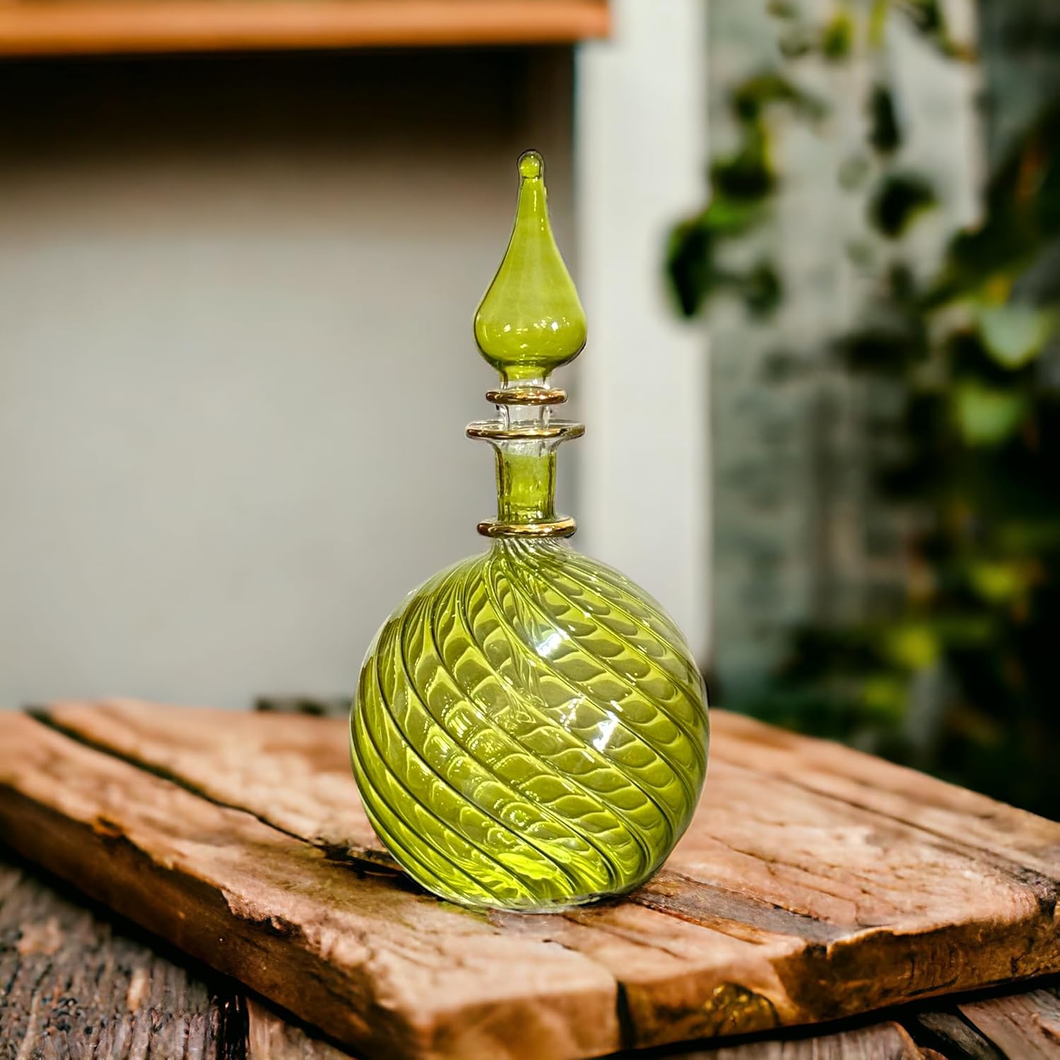 Green Ribbed Blown Glass perfume Bottle with 14K Gold | Les Trois Pyramides