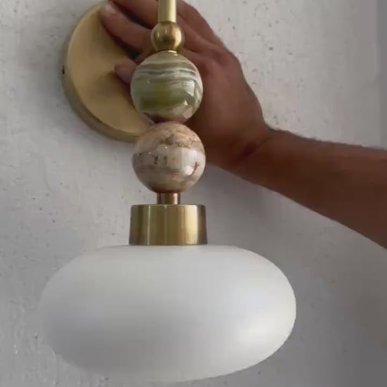 Frosted Glass wall light with Natural onyx stones - Brass Finish Light Fixture - Artisan Wall Lighting - wall sconce | les Trois Pyramides 