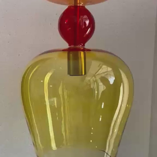 Handblown Glass Pendant Light Set – Custom Hanging Glass Lights for Interior Spaces | Les Trois Pyramides 