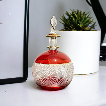 Red Engraved Perfume Bottle with 14K Gold | Les Trois Pyramides