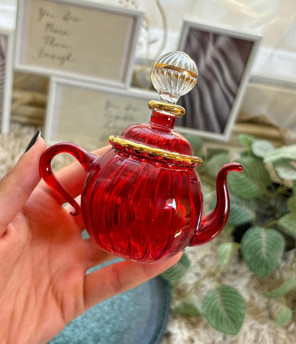 Red Teapot Ribbed Blown Glass perfume Bottle with 14K Gold | Les Trois Pyramides