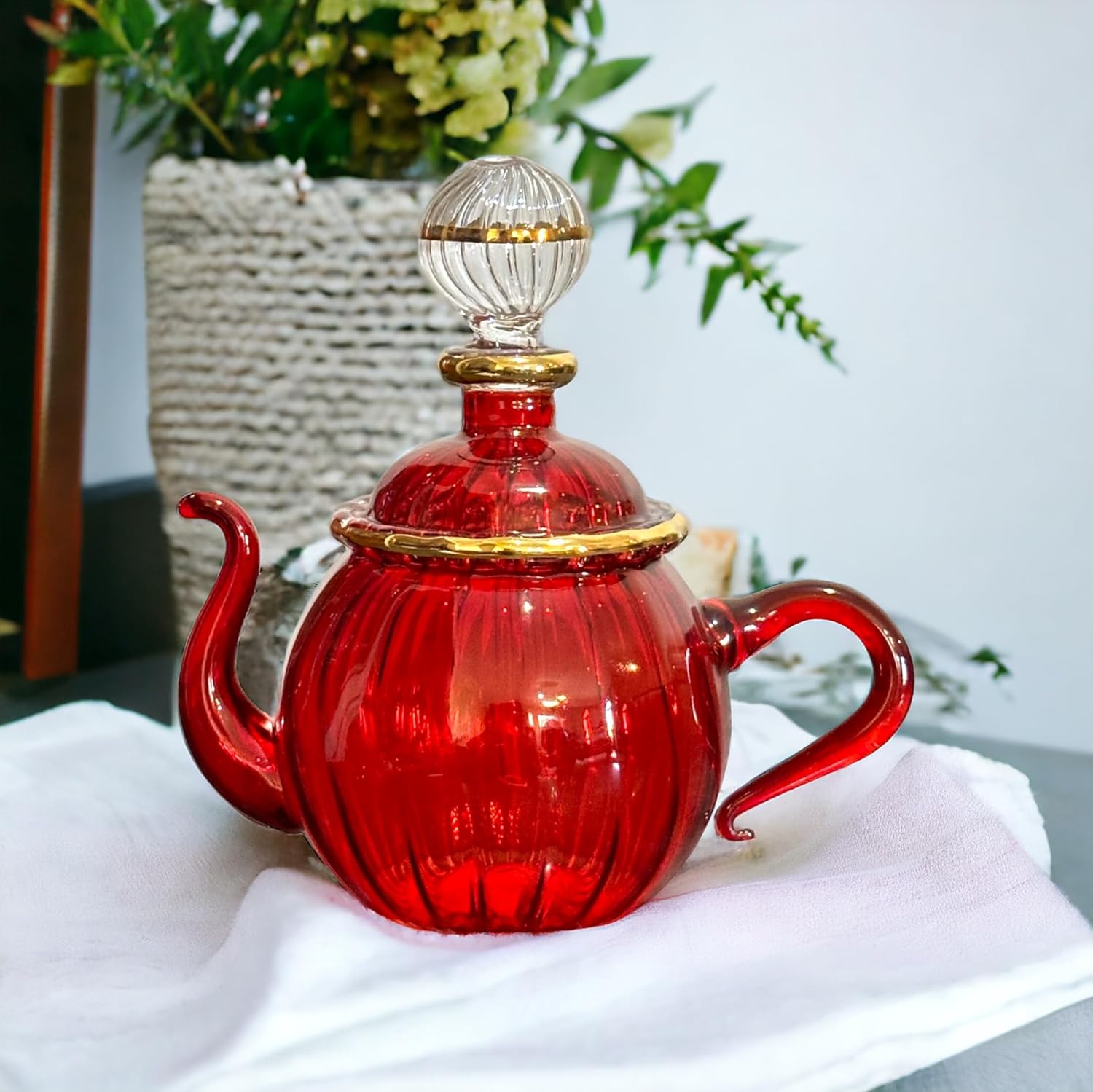 Red Teapot Ribbed Blown Glass perfume Bottle with 14K Gold | Les Trois Pyramides