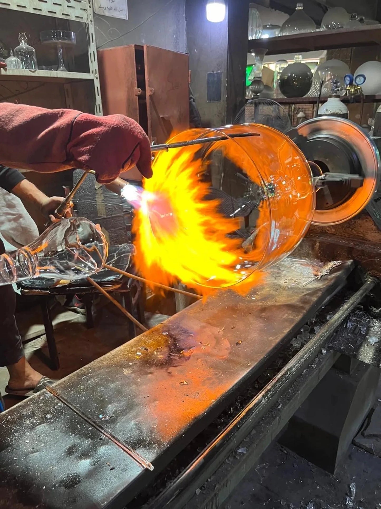 Modern blue Lights - Les Trois Pyramides 