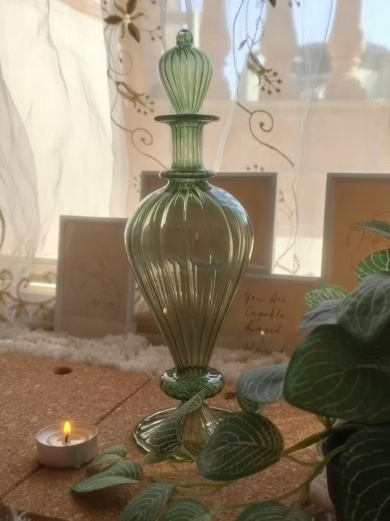 Hand crafted Set of 4 Vintage Glass Perfume Bottles in Vibrant Colors | Les Trois Pyramides