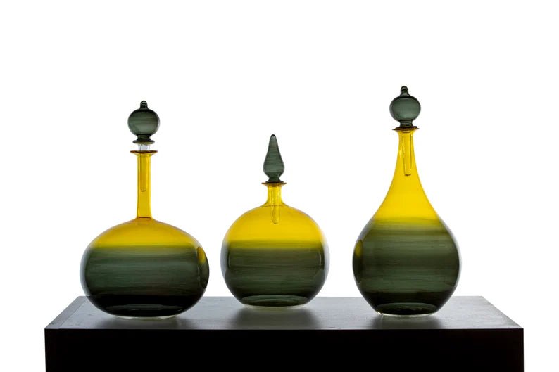 Set of Three Vintage Classic Decanter Bottles with Stopper - Les Trois Pyramides