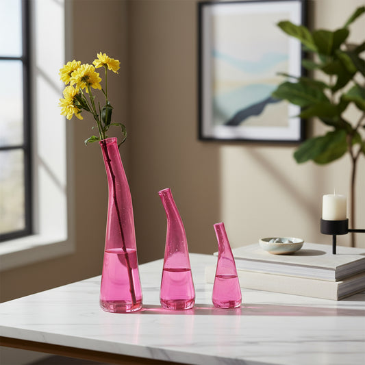 Set of 3 Red Art Deco Vases , Hand Blown Glassware , Blown Glass Vases , Vintage Glass Vase , Colored Glass Vases , Vase for Flowers - Les Trois Pyramides 