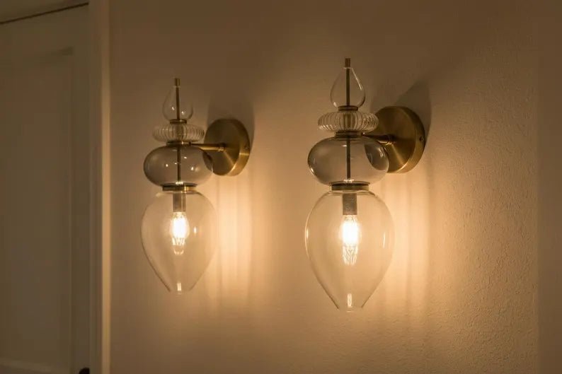Smoked Glass Wall Sconce – Bathroom Vanity Lighting, Bedside Wall Lamp Installation, Modern Indoor Wall Light – Mid Century Modern Lighting | Les Trois Pyramides