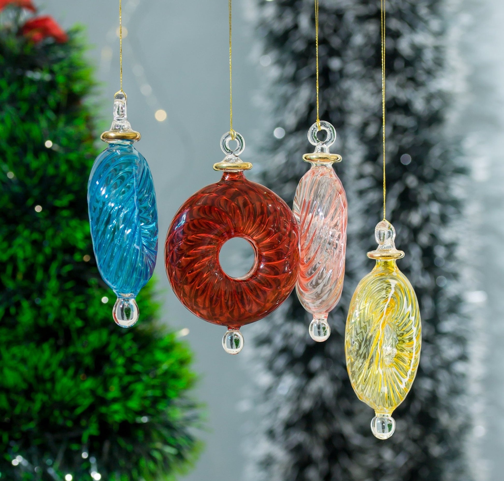 Turquoise Ribbed Tree Topper Ornament 14k Gold for Christmas Tree Decorations | Egyptian Hanging Blown Glass Ornament for Xmas Decor - Les Trois Pyramides